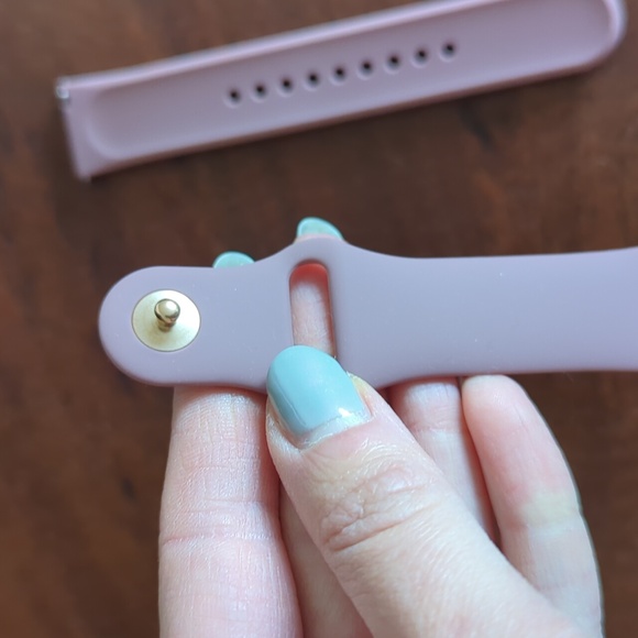 NWOT Fitbit Versa strap - Picture 2 of 3